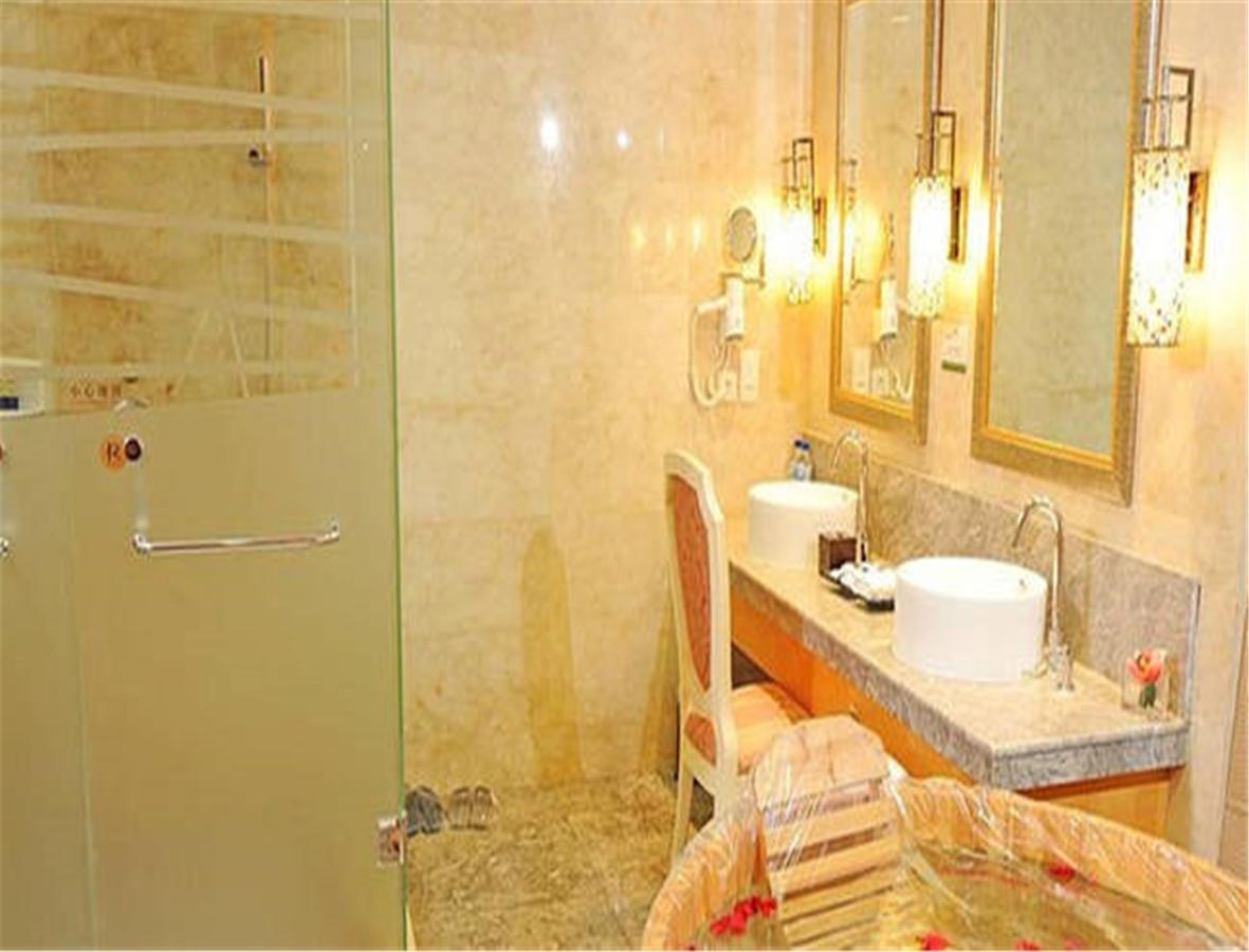 Ocean Spring Grand Metropark Hotel Zhuhai Esterno foto