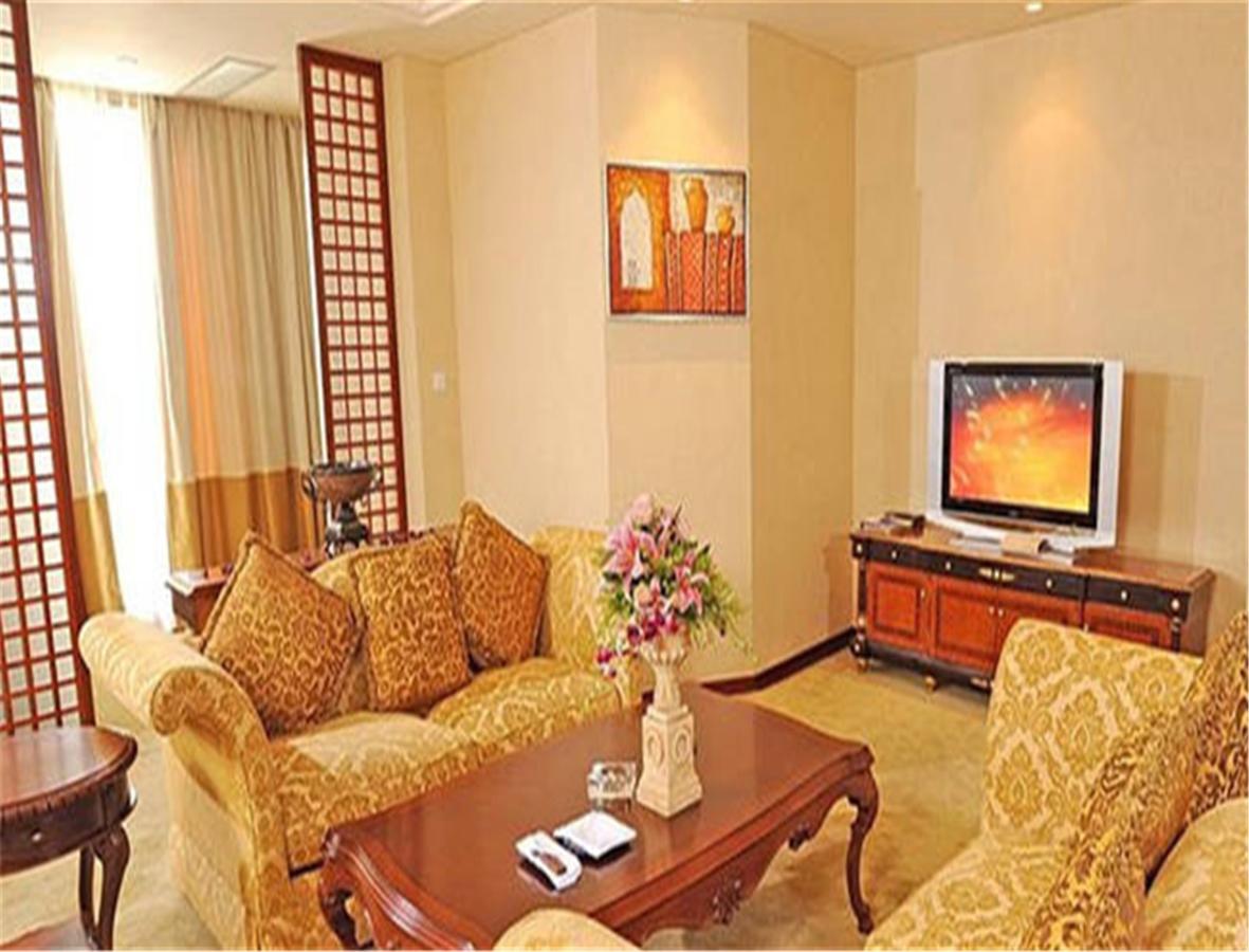 Ocean Spring Grand Metropark Hotel Zhuhai Esterno foto