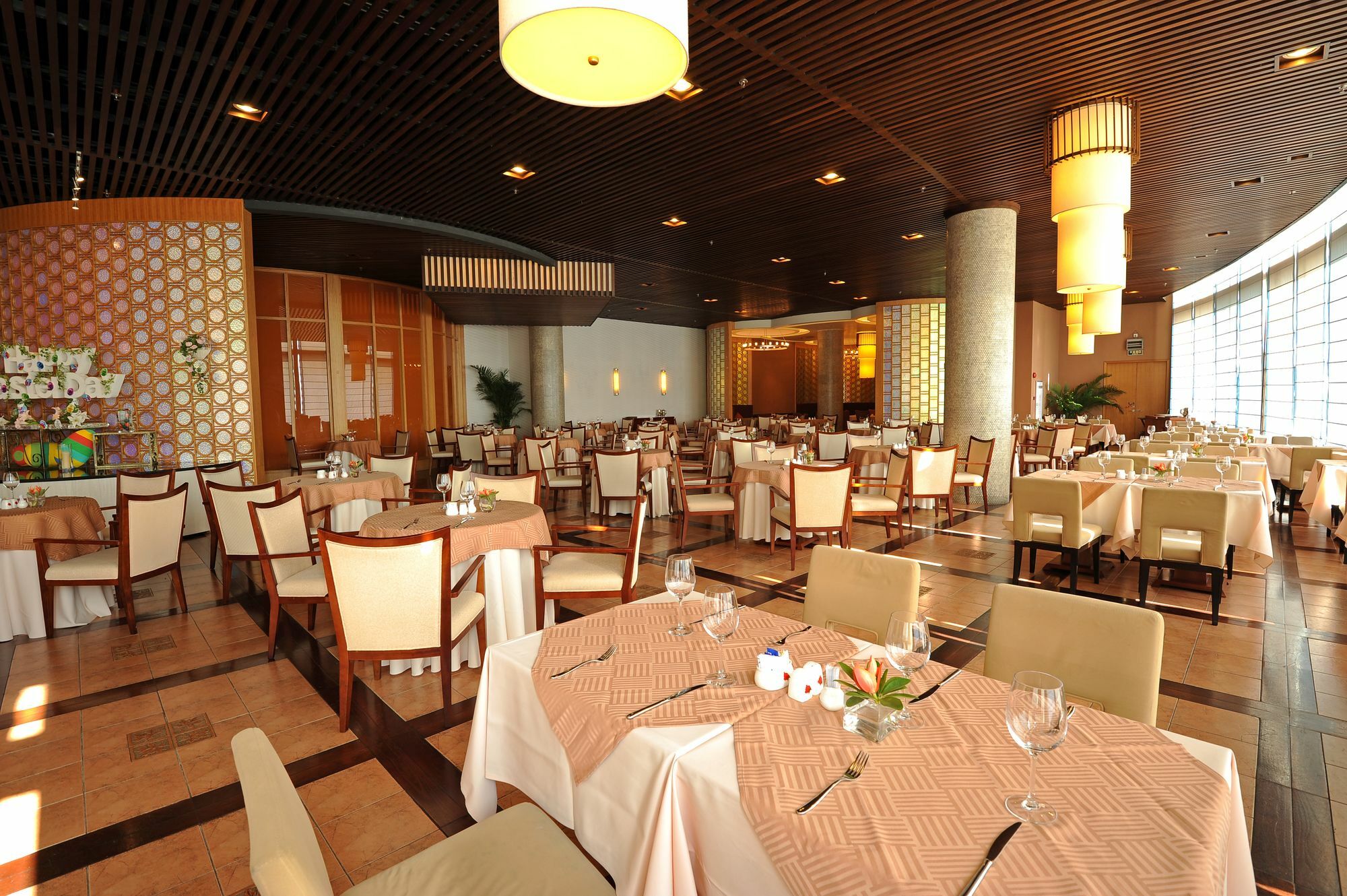 Ocean Spring Grand Metropark Hotel Zhuhai Esterno foto